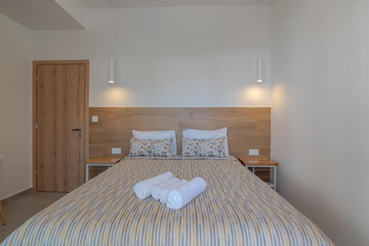 Secret Nest Apartment Плакиас Екстериор снимка