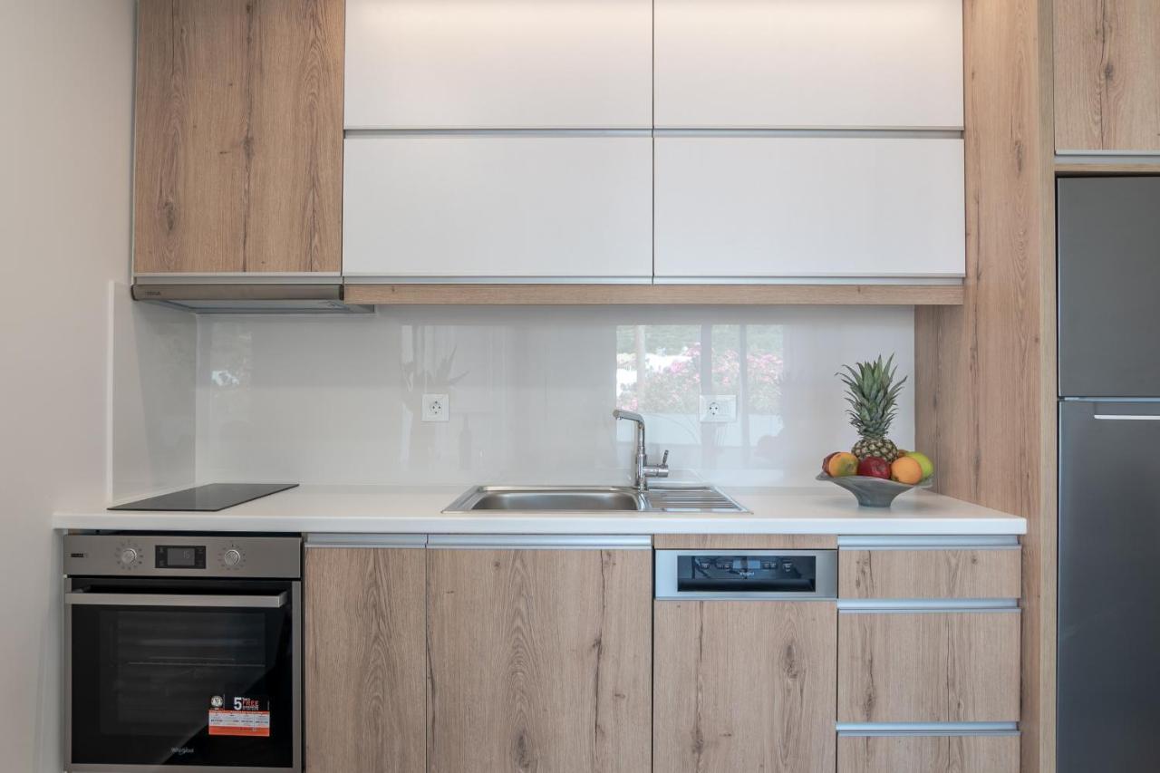 Secret Nest Apartment Плакиас Екстериор снимка