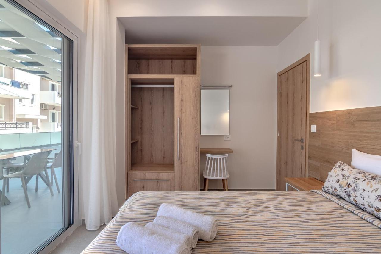 Secret Nest Apartment Плакиас Екстериор снимка
