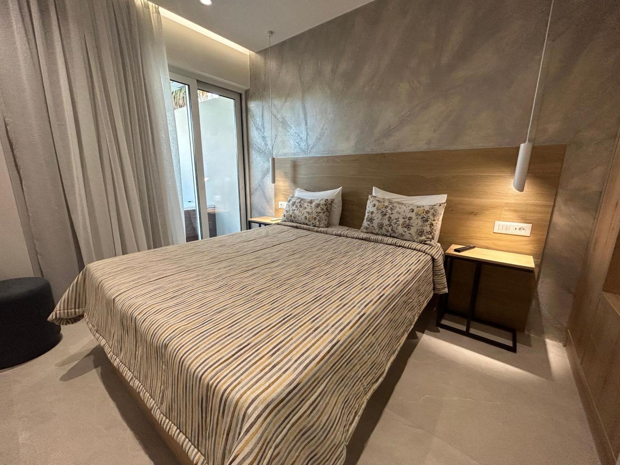 Secret Nest Apartment Плакиас Екстериор снимка