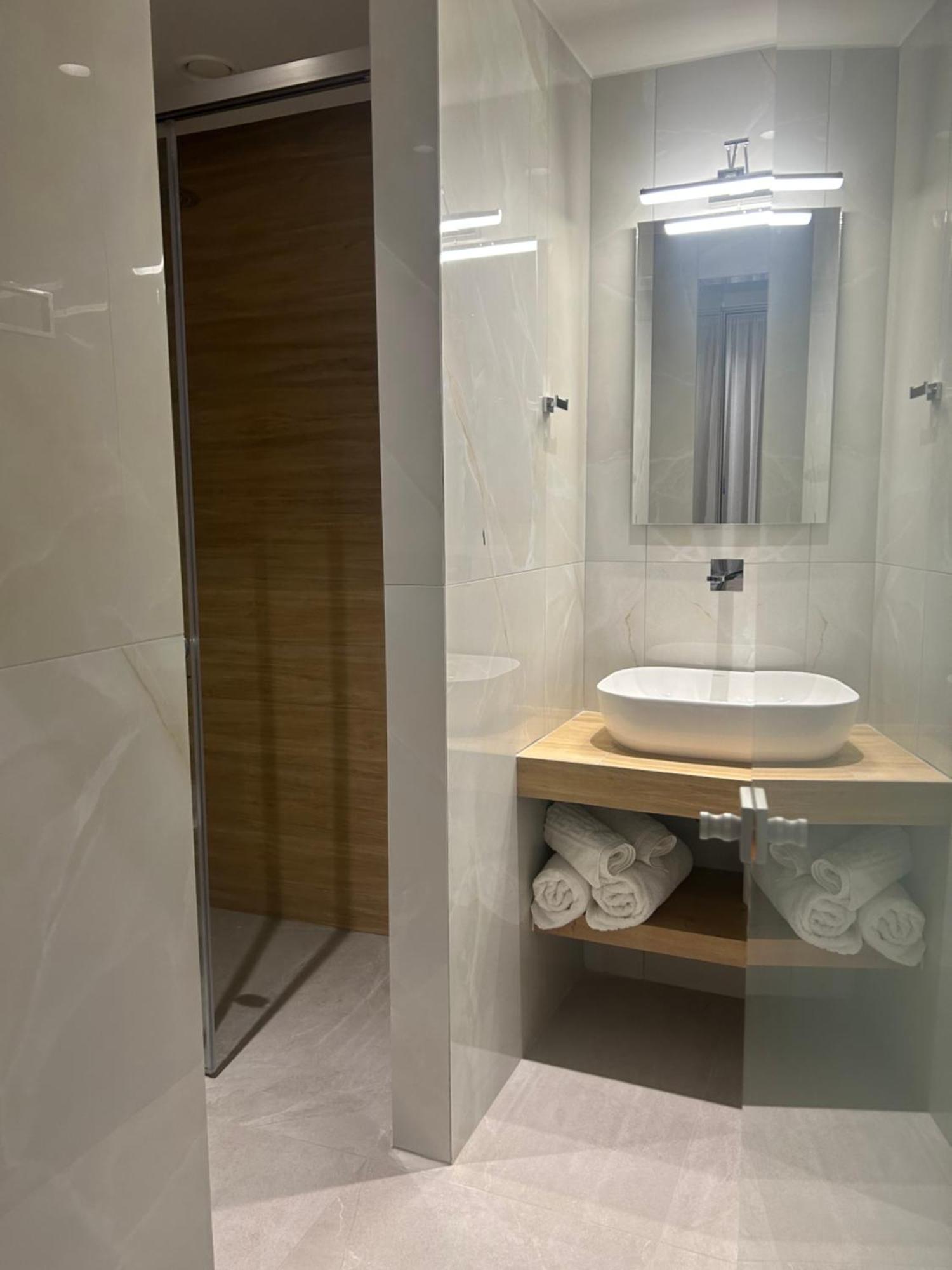 Secret Nest Apartment Плакиас Екстериор снимка