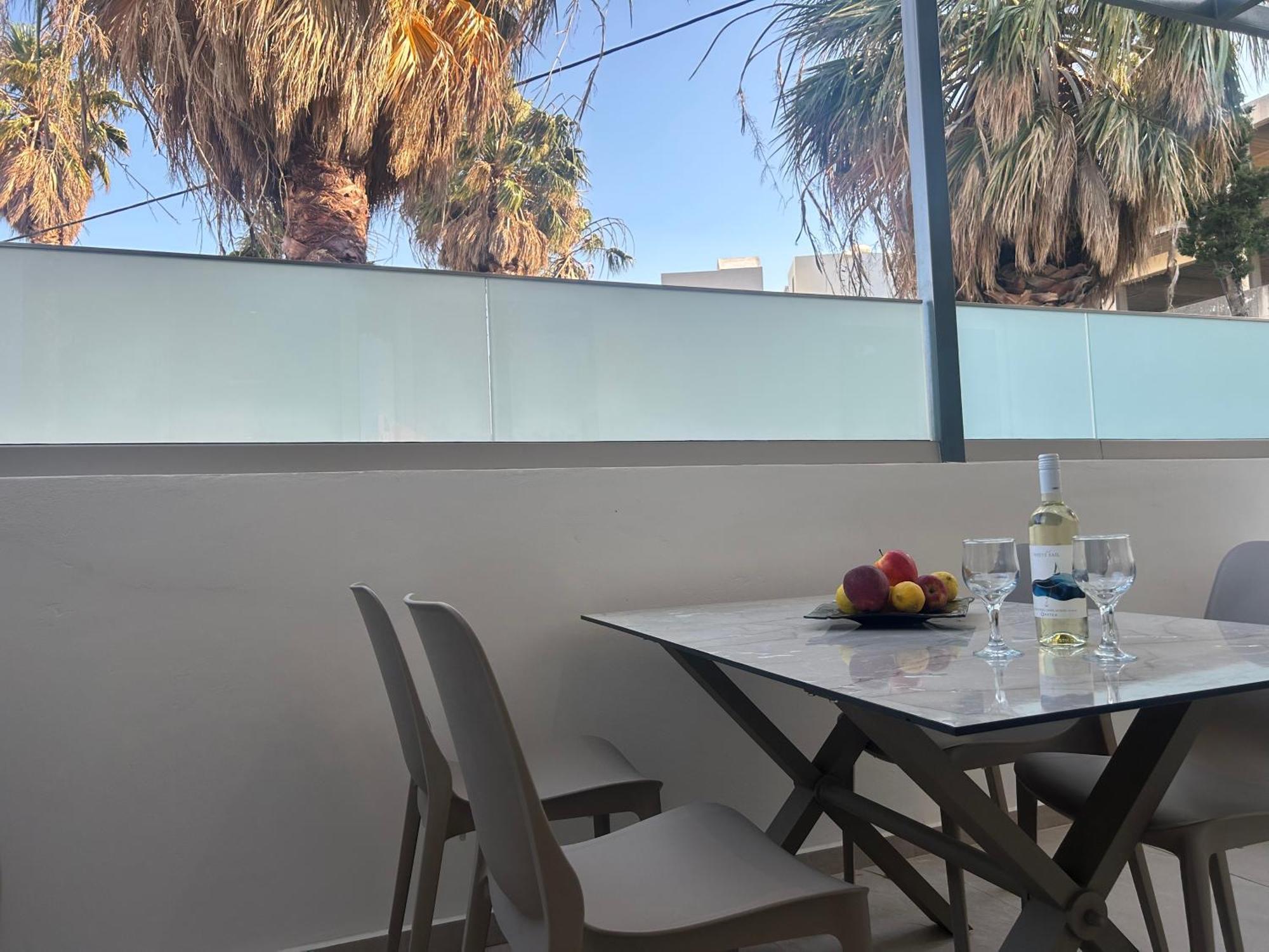 Secret Nest Apartment Плакиас Екстериор снимка